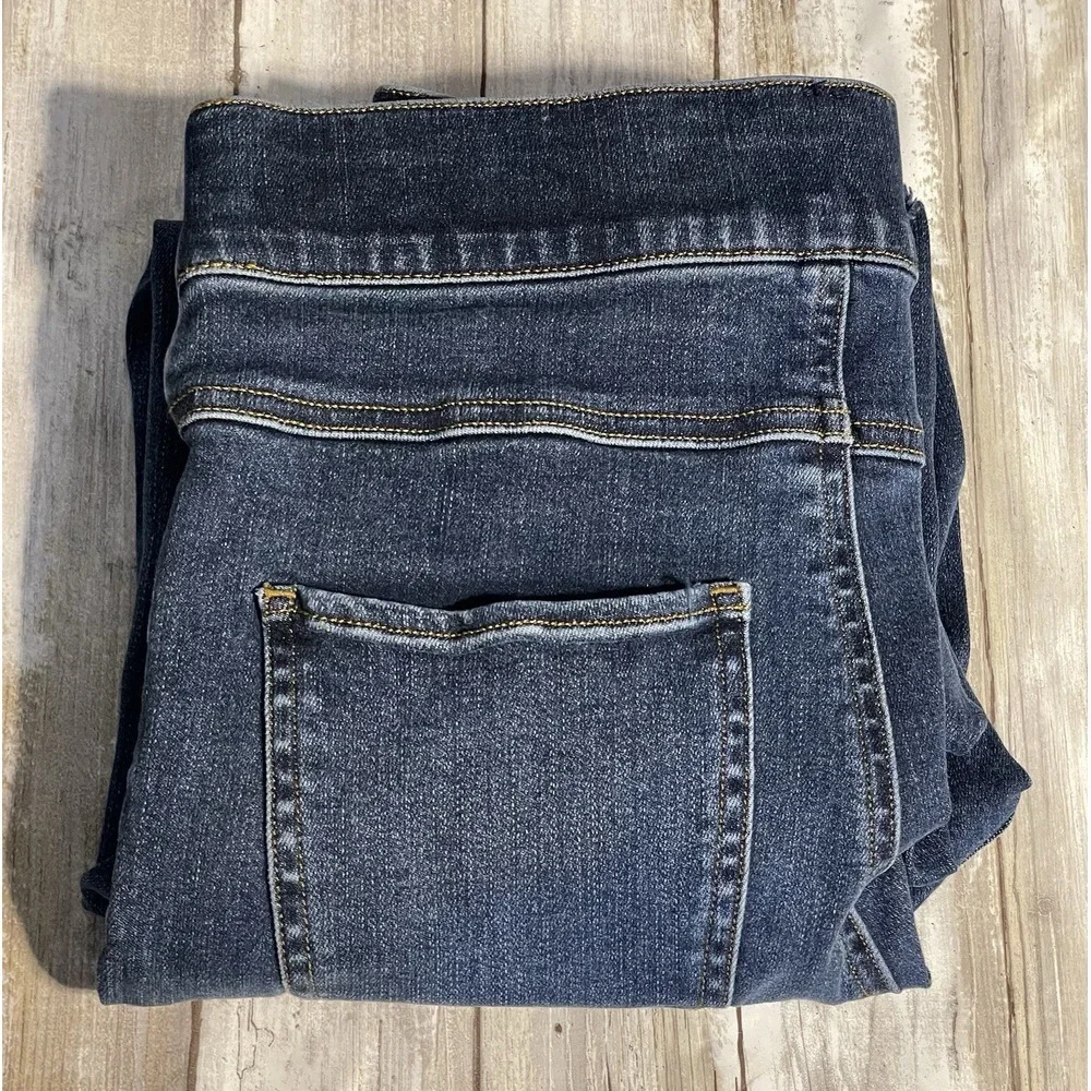 Spanx Cropped Flare Fringe Pull‎ On Denim Jeans Size Small Medium Wash